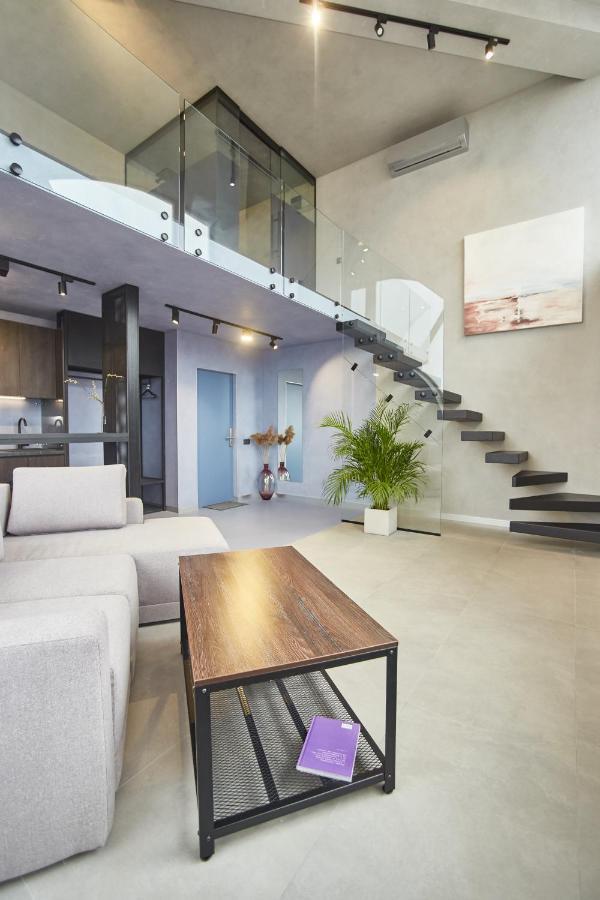 Stixiya Aparthotel Odessa Exteriör bild